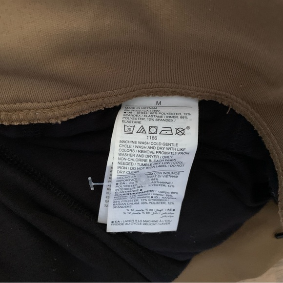 Old Navy Active Brown Athletic Shorts Size Medium - Picture 5 of 6